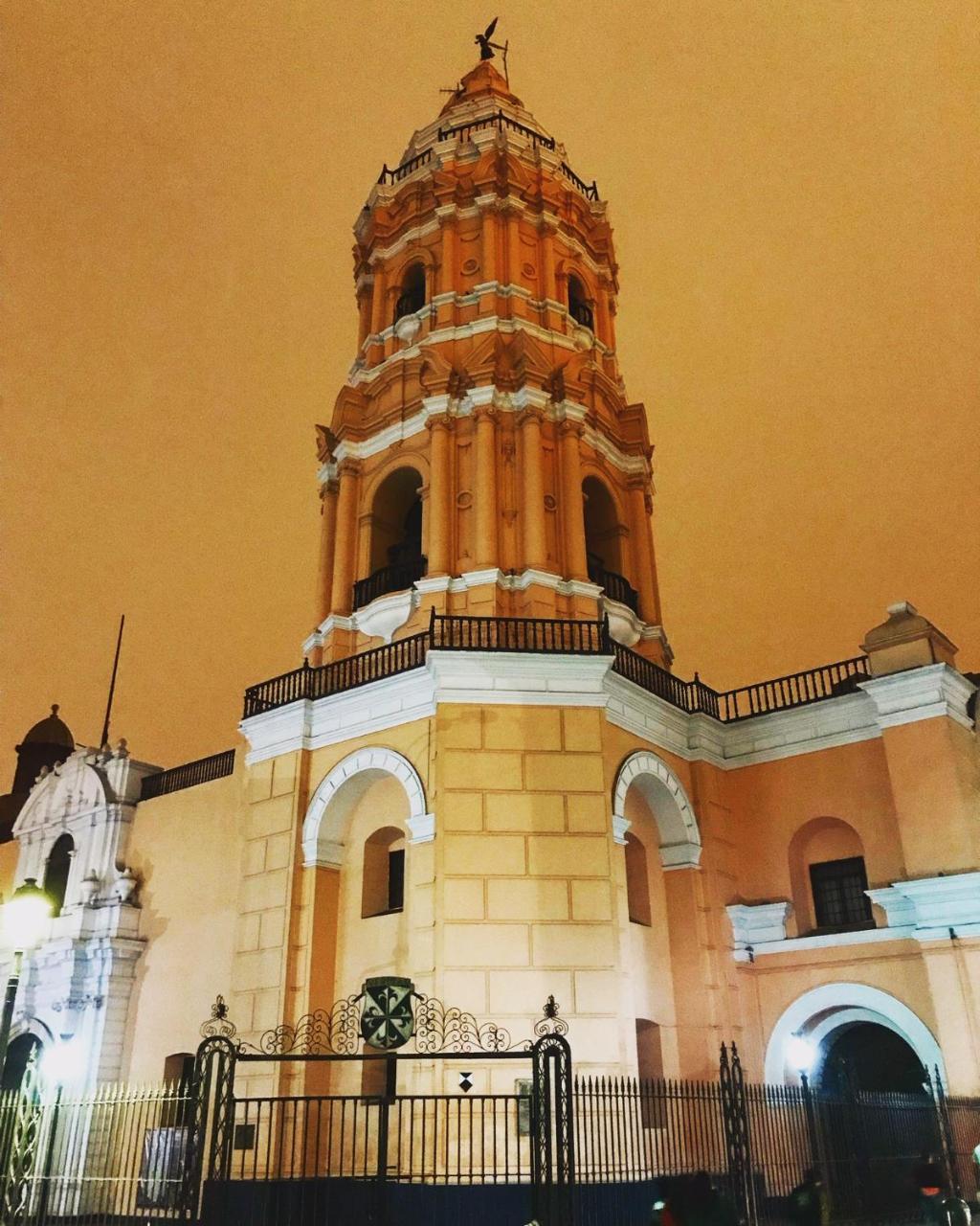 Heart Of Plaza San Martin - 2 Boutique Apartments Lima Bagian luar foto