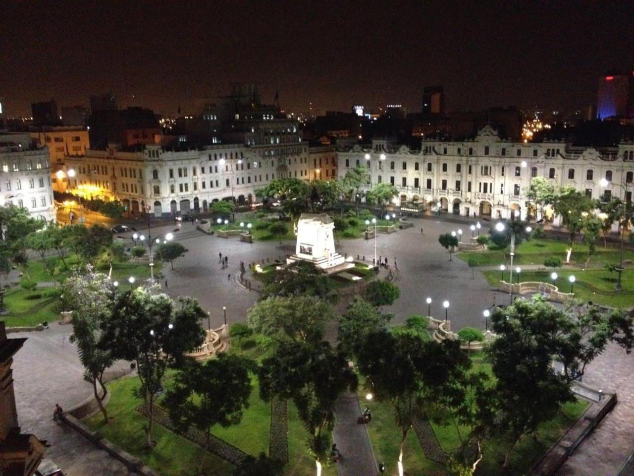 Heart Of Plaza San Martin - 2 Boutique Apartments Lima Bagian luar foto